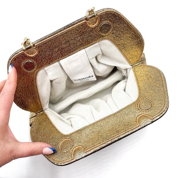 Themoire Gea Clutch Bag Gold Metallic Vegan Laminated Detachable Crossbody - Picture 14 of 16